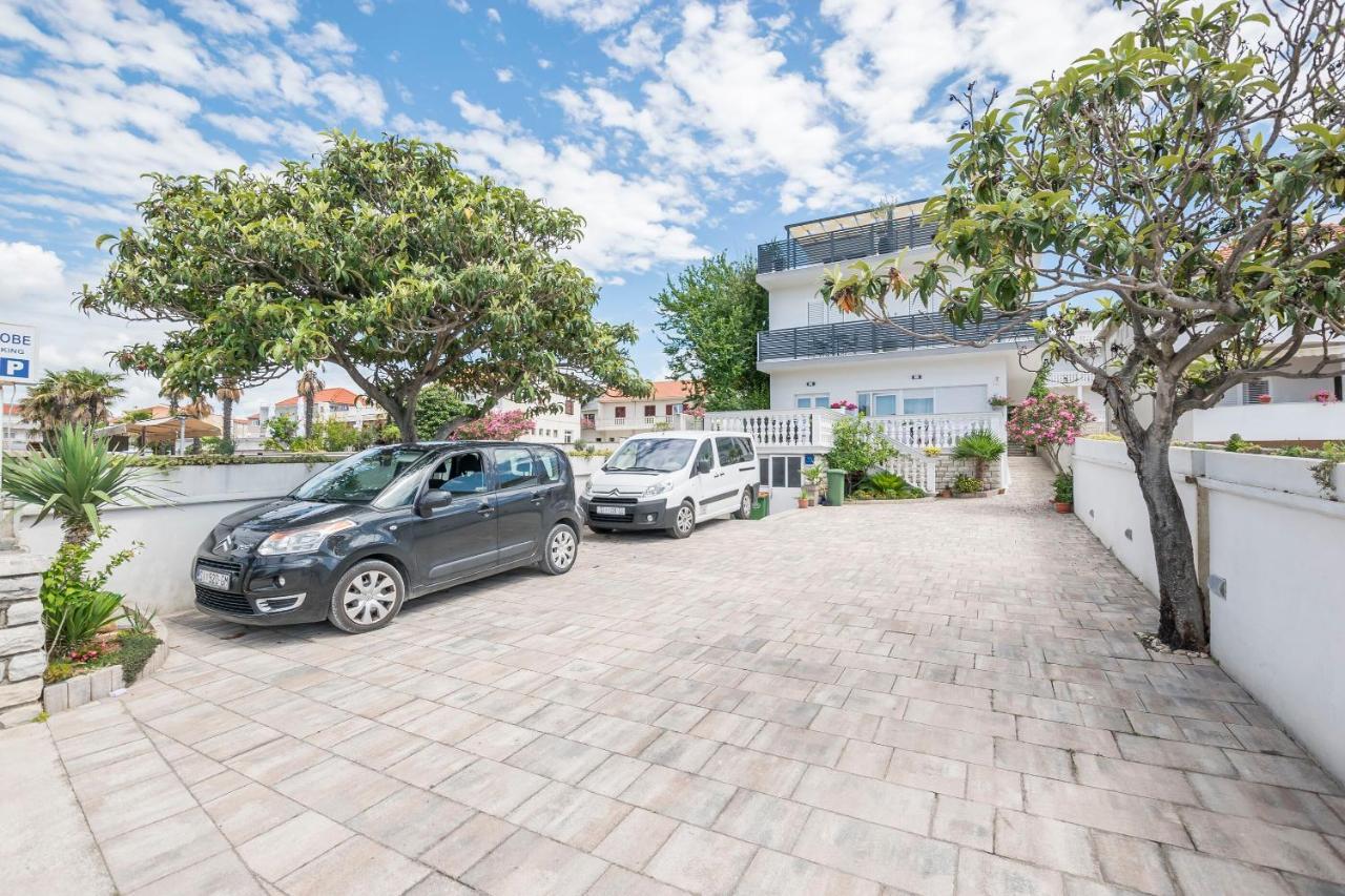 Apartments And Rooms Mare Vodice Luaran gambar