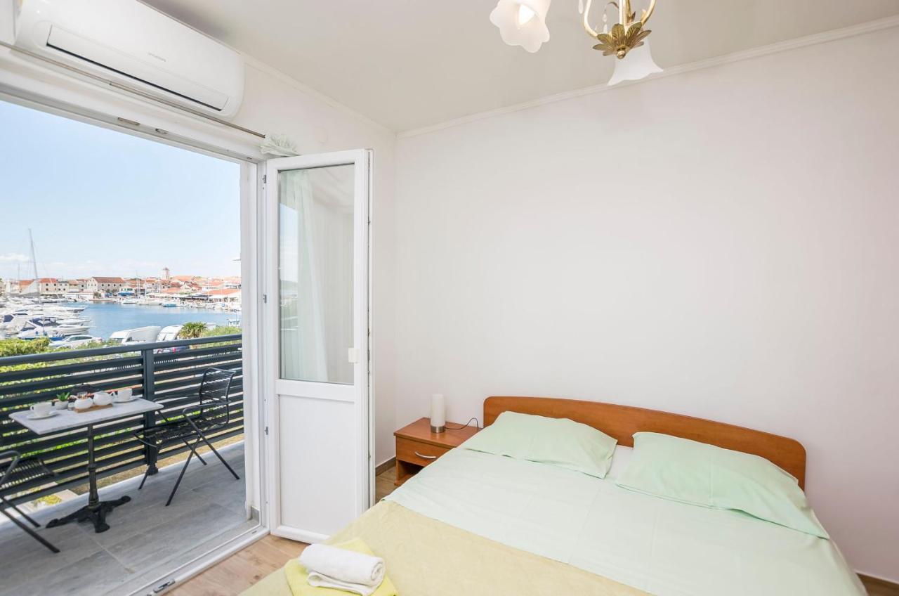 Apartments And Rooms Mare Vodice Luaran gambar
