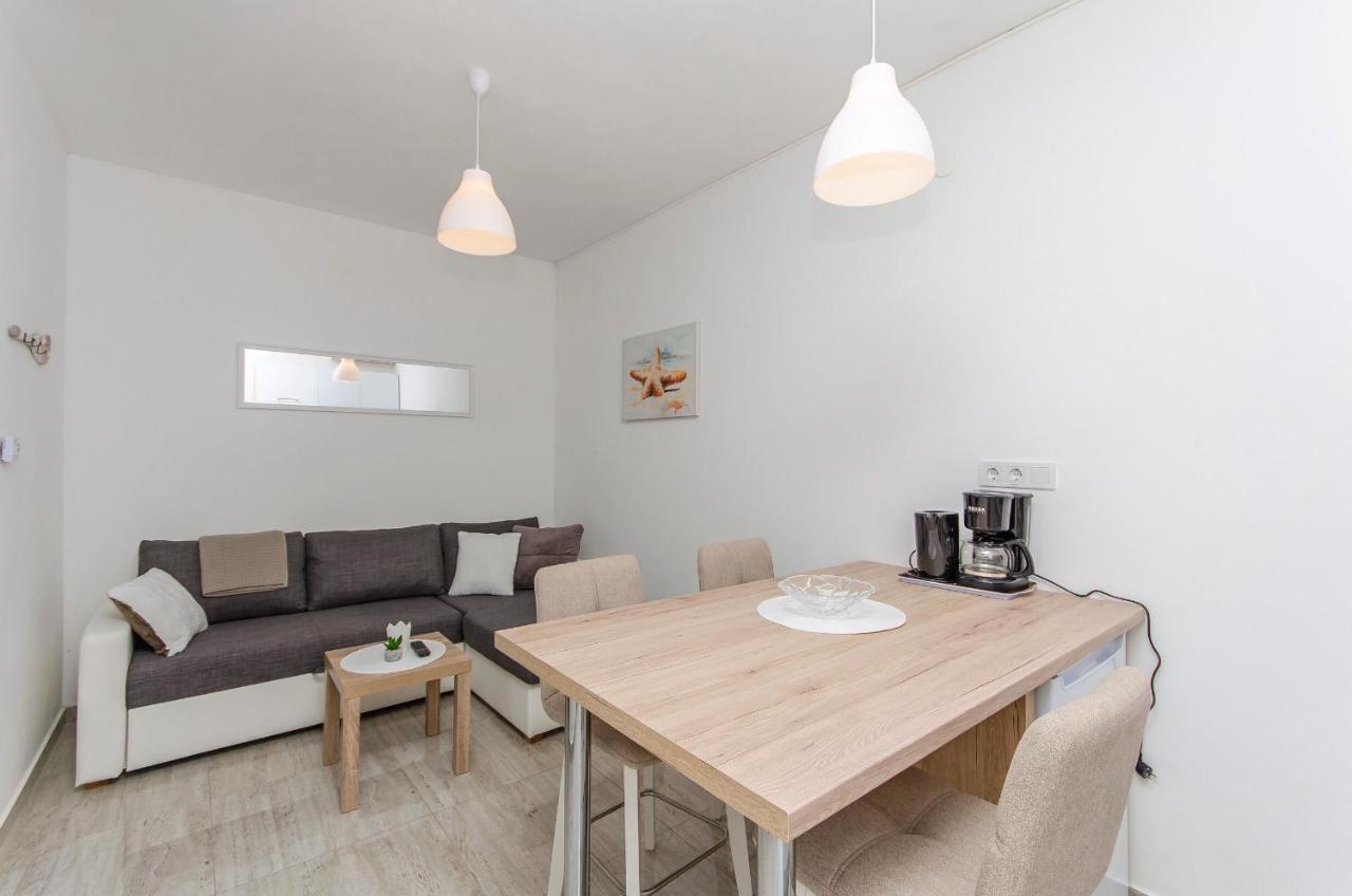 Apartments And Rooms Mare Vodice Luaran gambar