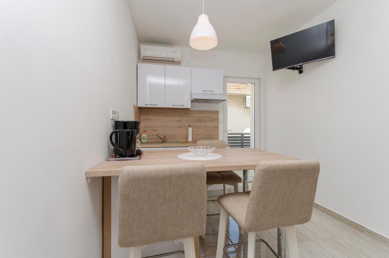 Apartments And Rooms Mare Vodice Luaran gambar