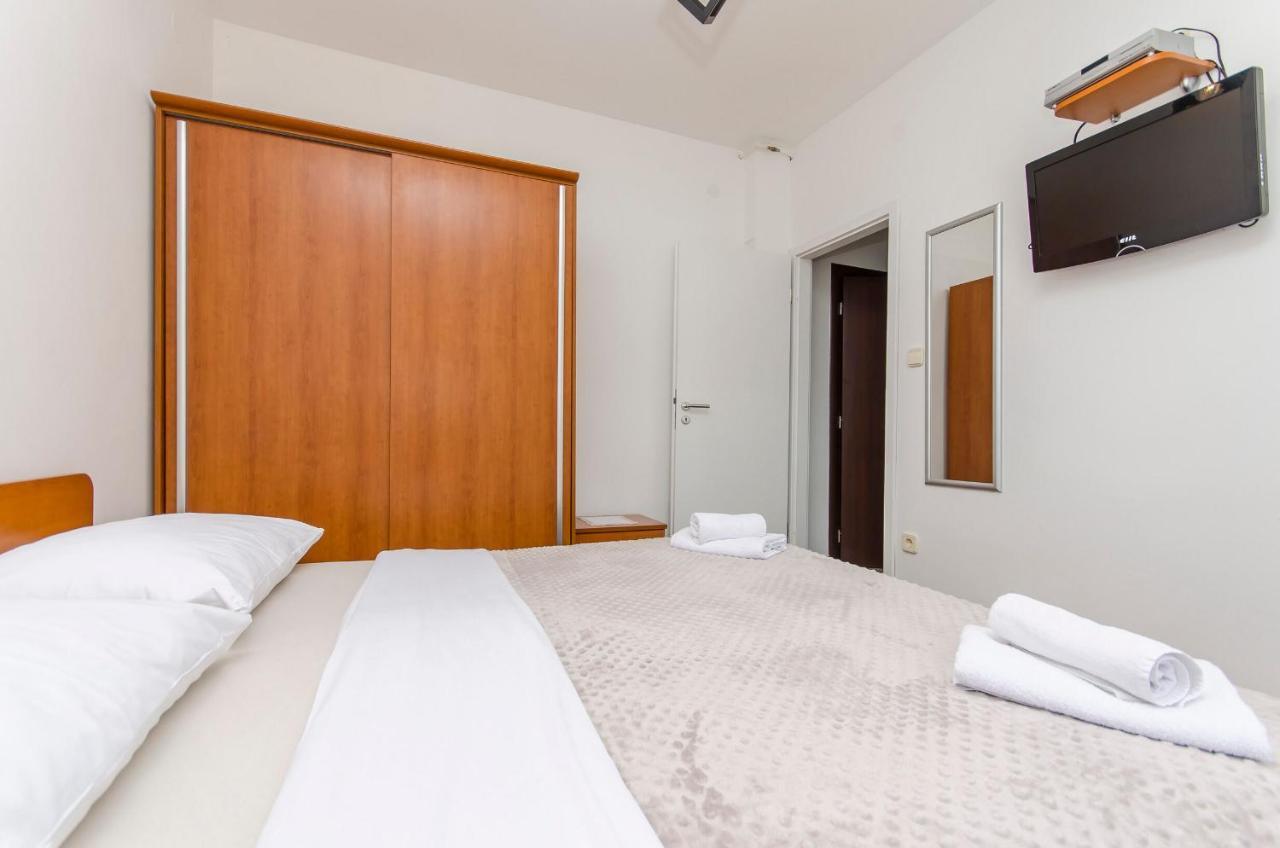 Apartments And Rooms Mare Vodice Luaran gambar