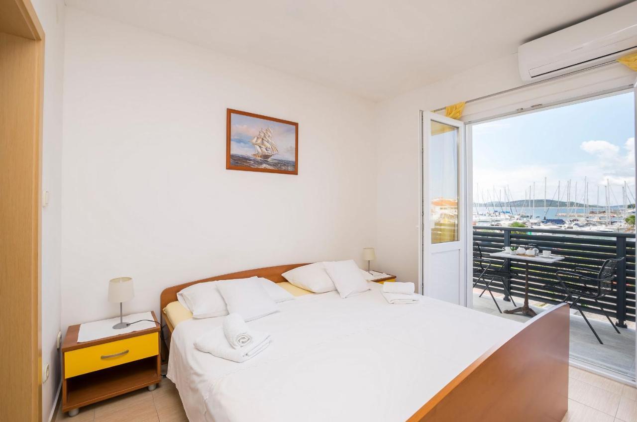 Apartments And Rooms Mare Vodice Luaran gambar